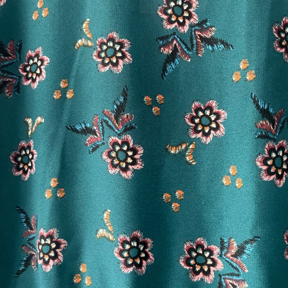 Long sleeve floral top - Picture 3 of 6